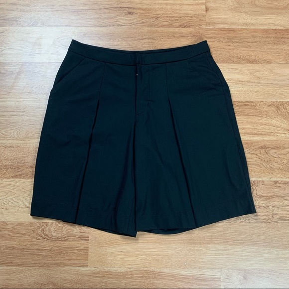 lululemon athletica Pants - Lululemon Long Story Black Active Shorts Women Size 6
